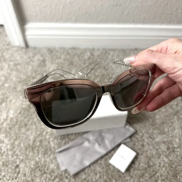 DIOR sunglasses - Picture 1 of 8
